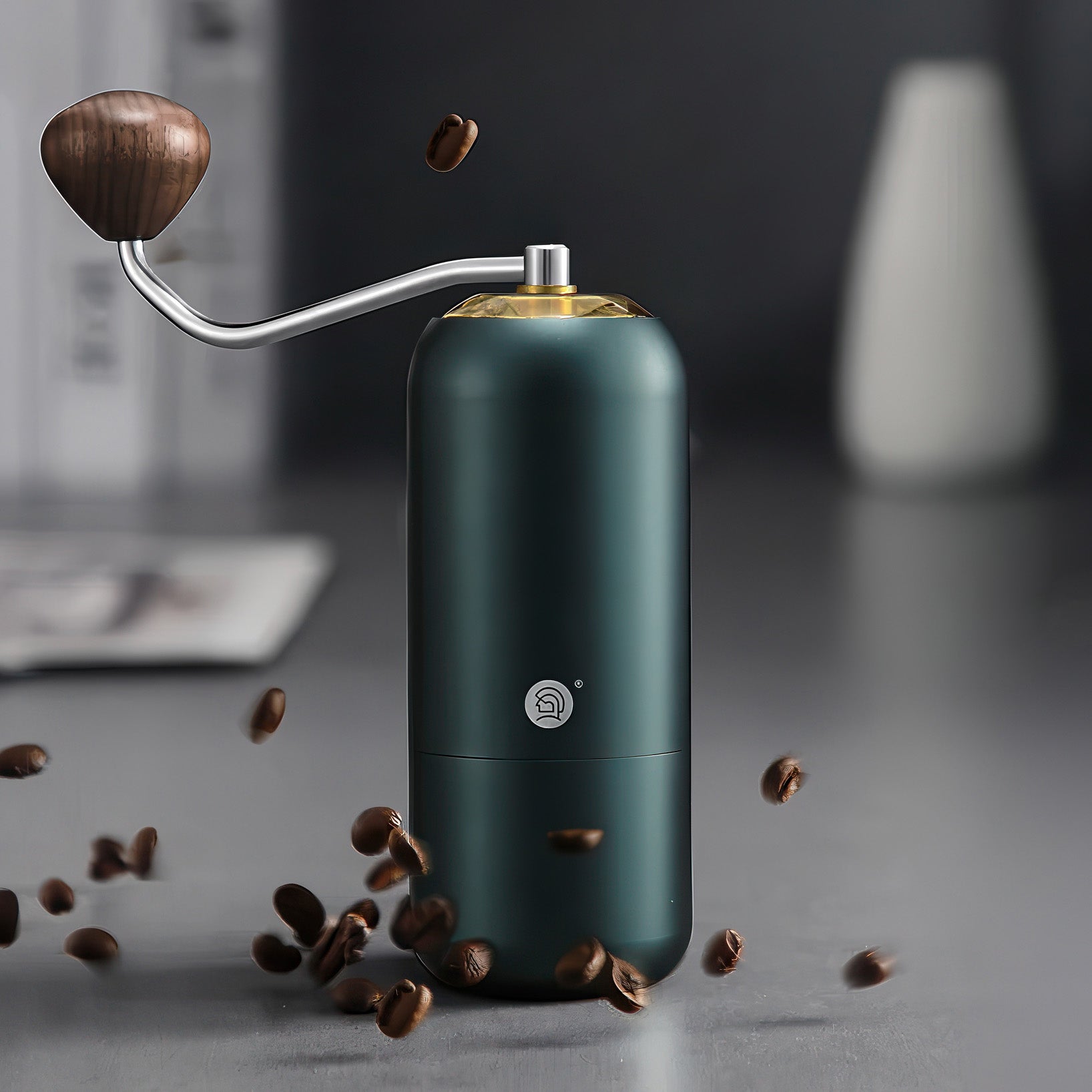 Z7 Manual Coffee Grinder for Pour-Over - Shop Coffee Hobby