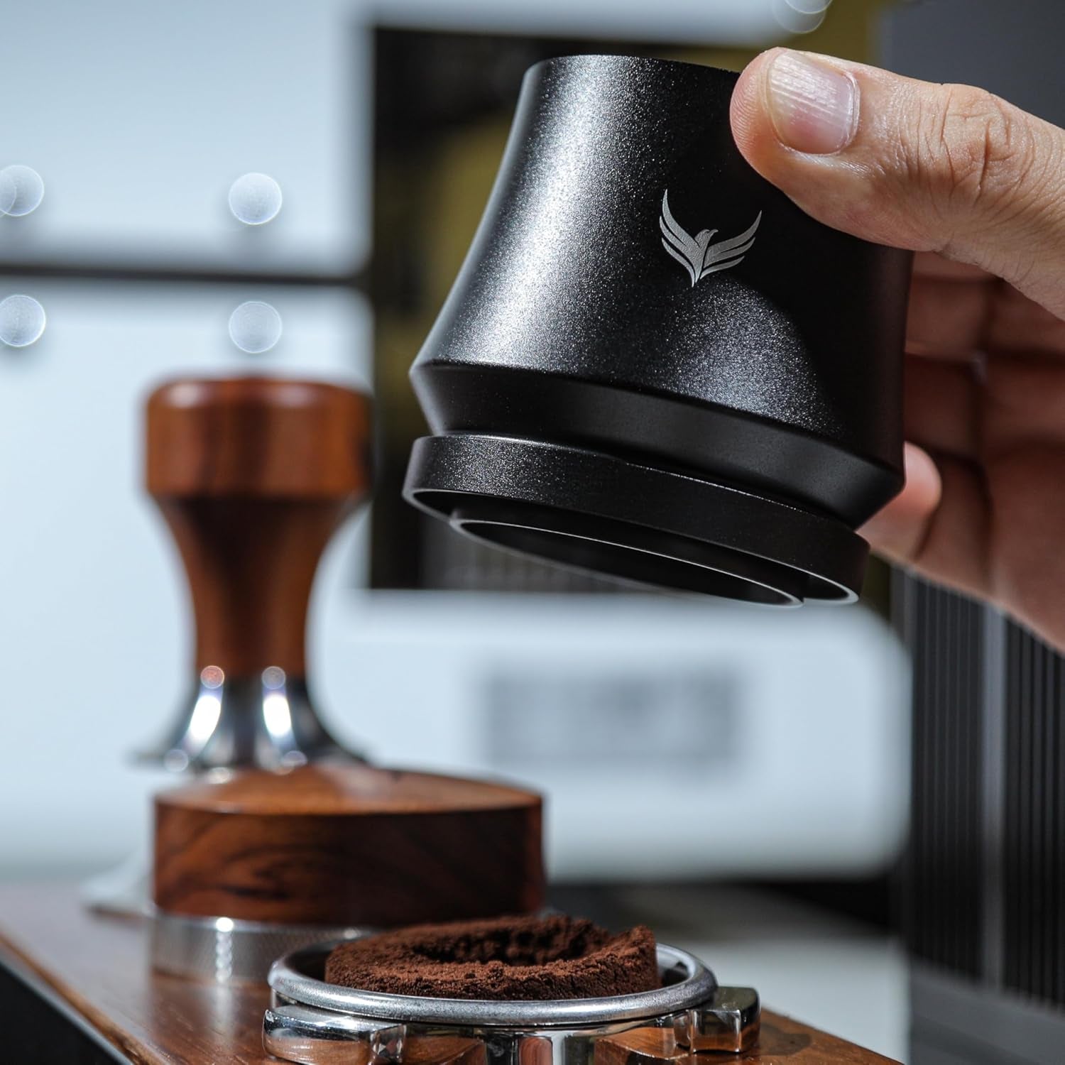 Blind Espresso Shaker 58Mm with Walnut Lid | Magnetic Dosing Cup for 58 Mm Portafilters | Coffee Grounds Distribution Tool