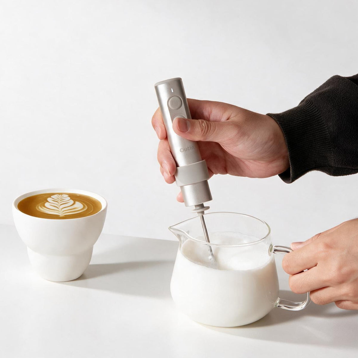 OutIn LattoGo Handheld Milk Frother for Latte Art