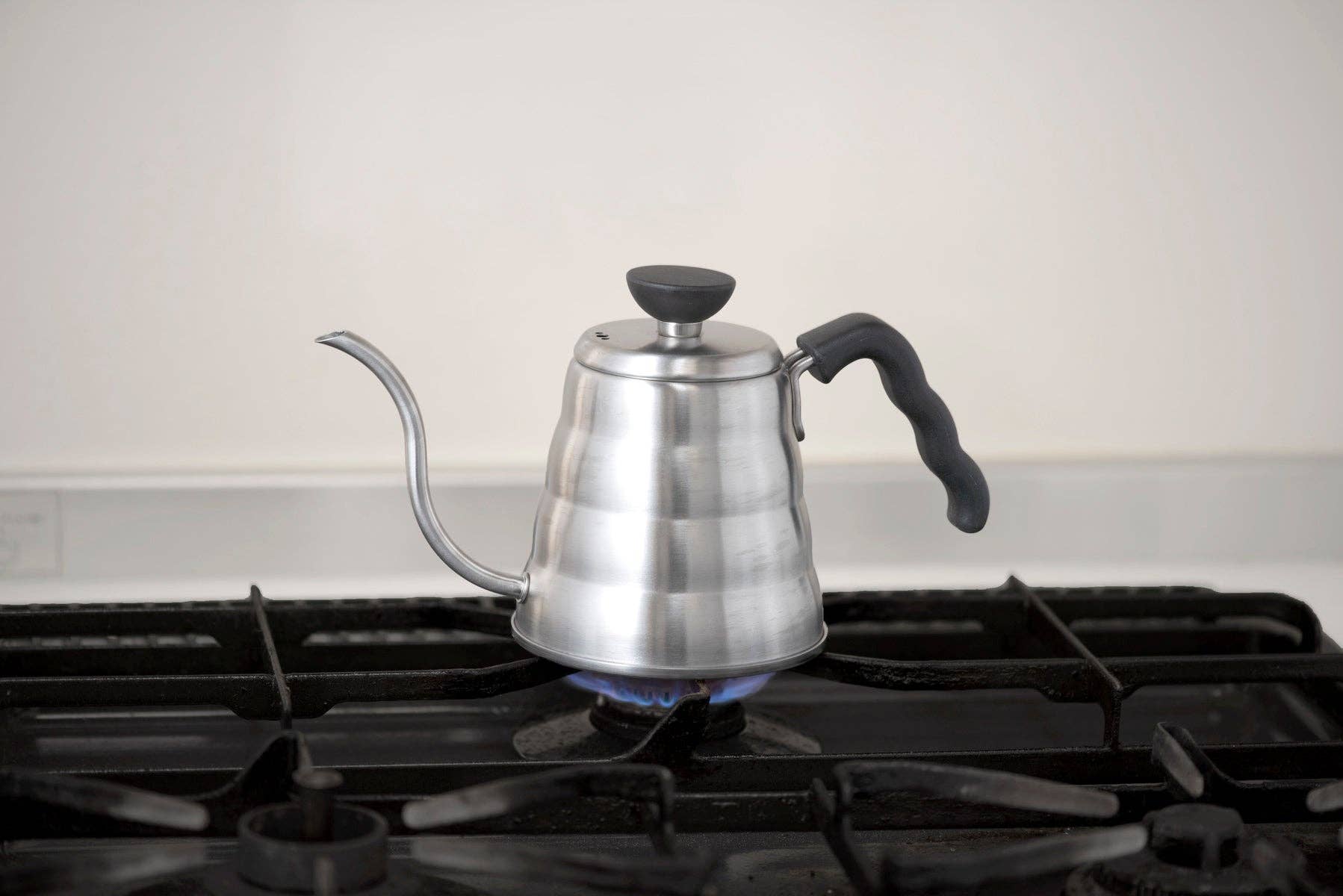 Hario - V60 "Buono" Drip Kettle 1 Liter - Silver