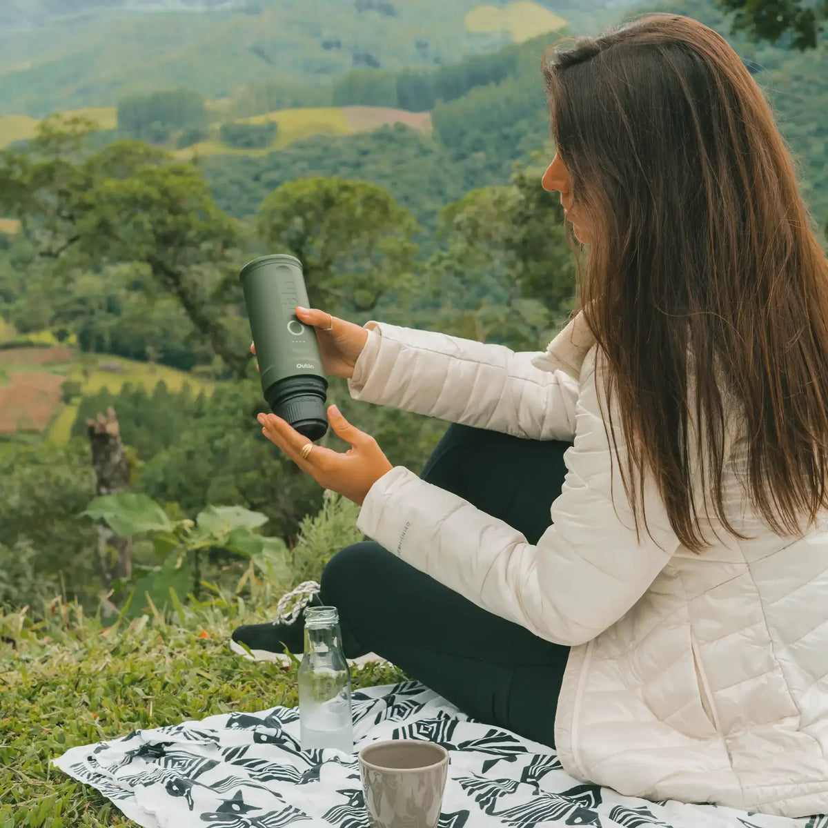 OutIn Nano Portable Electric Espresso Maker – Forest Green