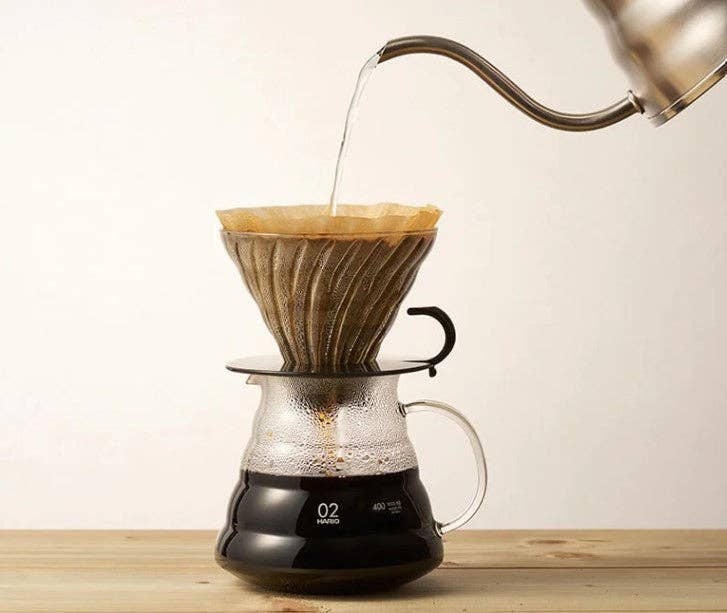 Hario - V60 Glass Dripper 02 (Round Base): Clear Black