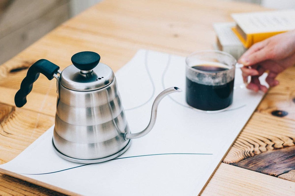 Hario - V60 "Buono" Drip Kettle 1 Liter - Silver