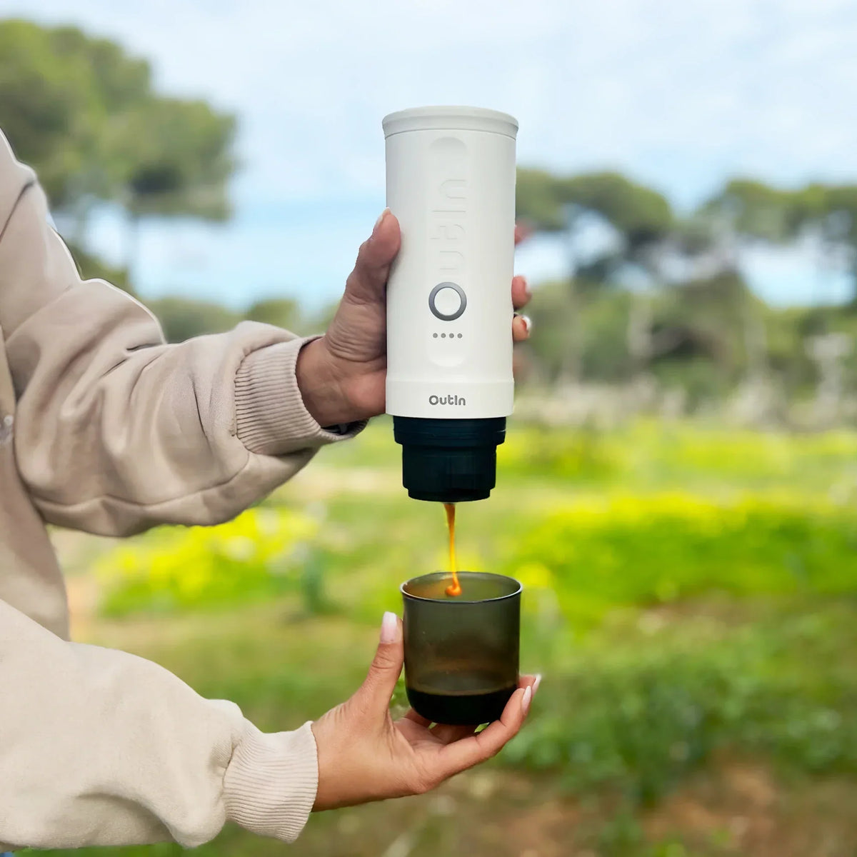 OutIn Nano Portable Electric Espresso Maker – Pearl White