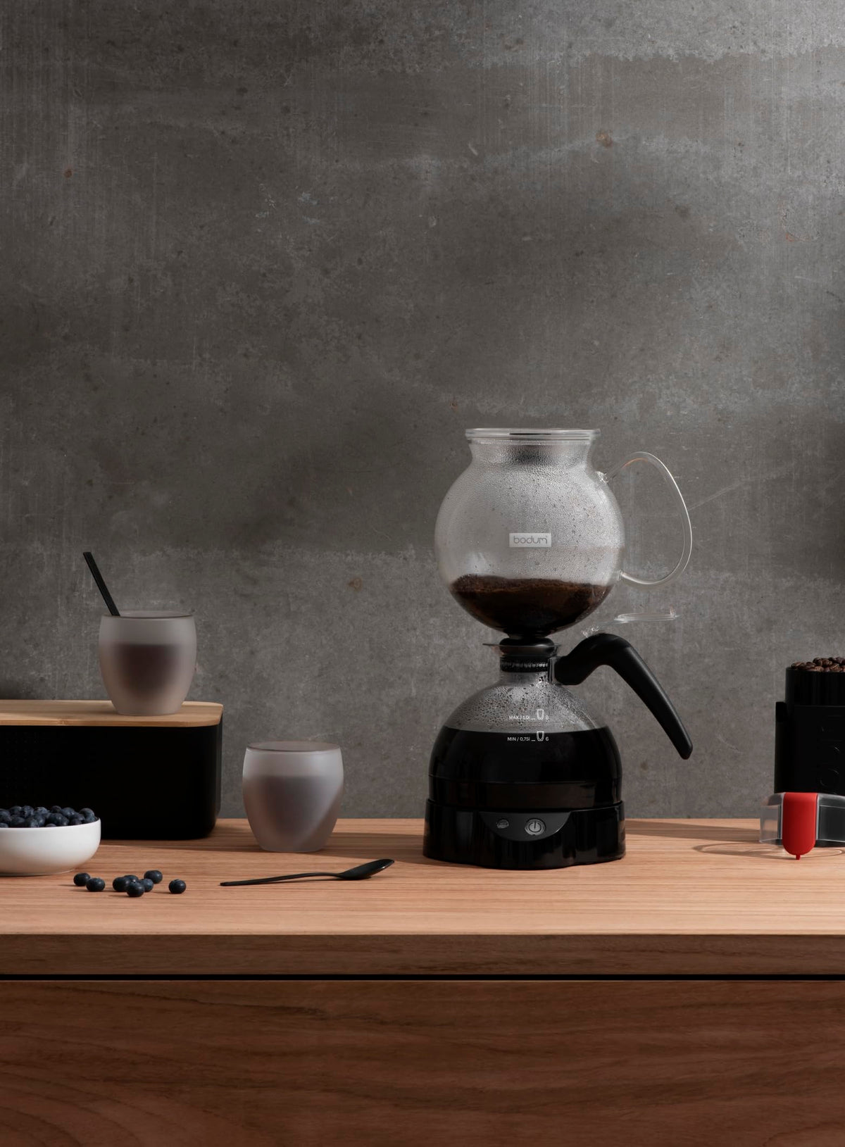 Bodum ePebo Electric Vacuum Coffee Maker, 34 oz version