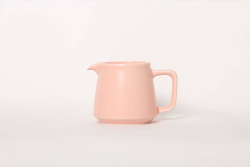 Space Camp ORIGAMI Matte Pink 400 ml Porcelain Pour-Over Coffee Server