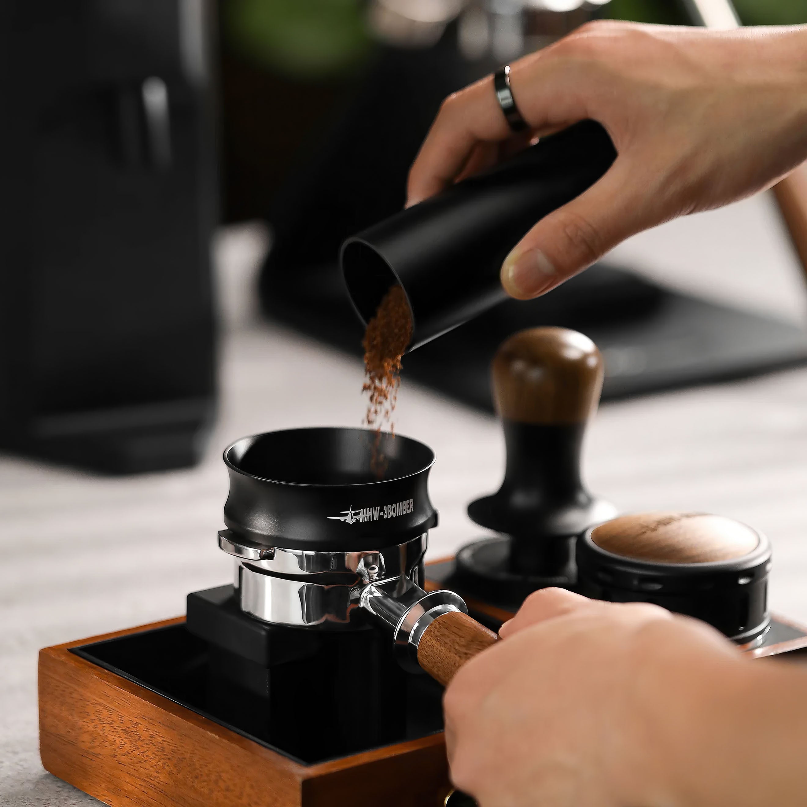 Espresso Magnetic Dosing Ring Aluminum Alloy - Shop Coffee Hobby