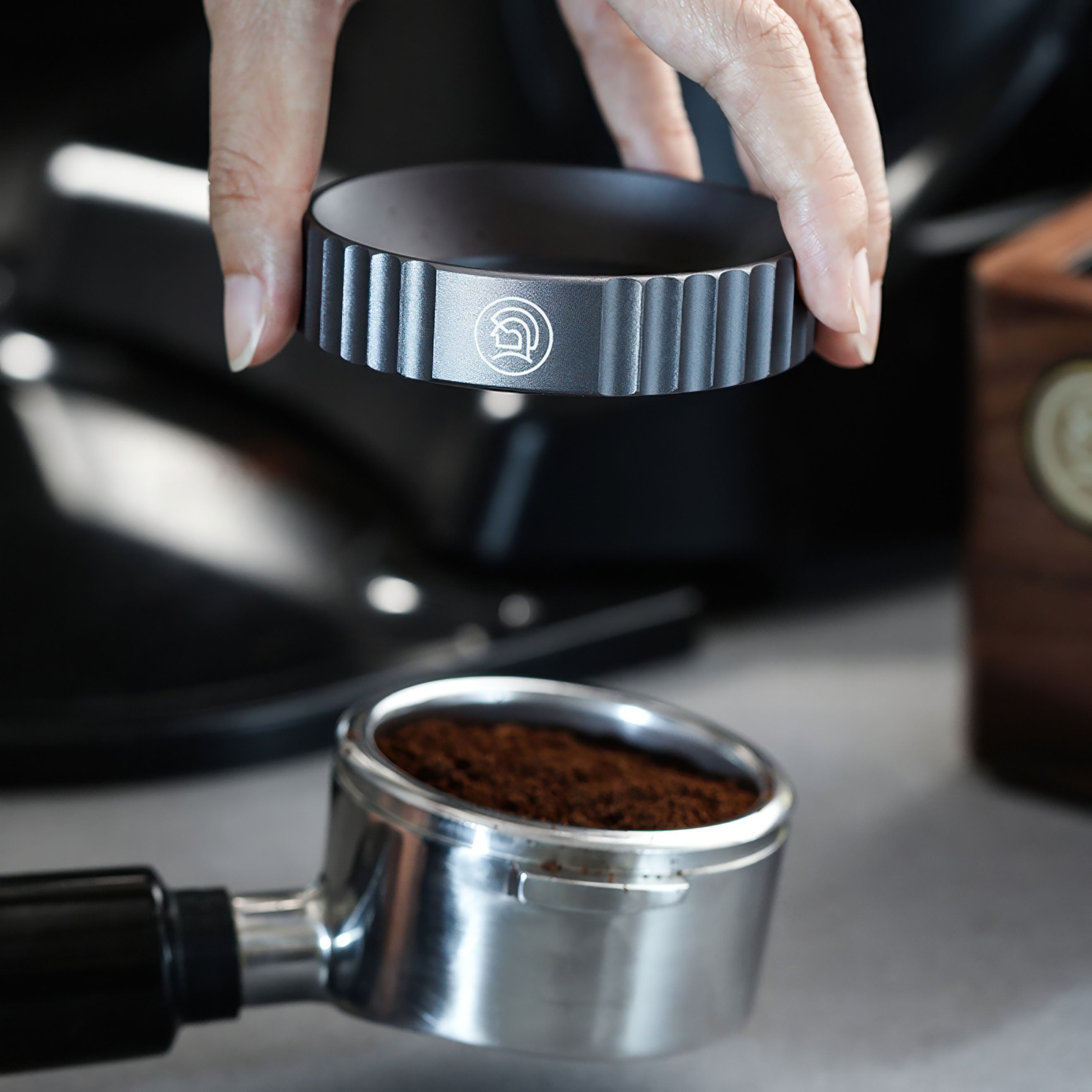 Funnel Cup Magnetic Dosing Ring - Shop Coffee Hobby