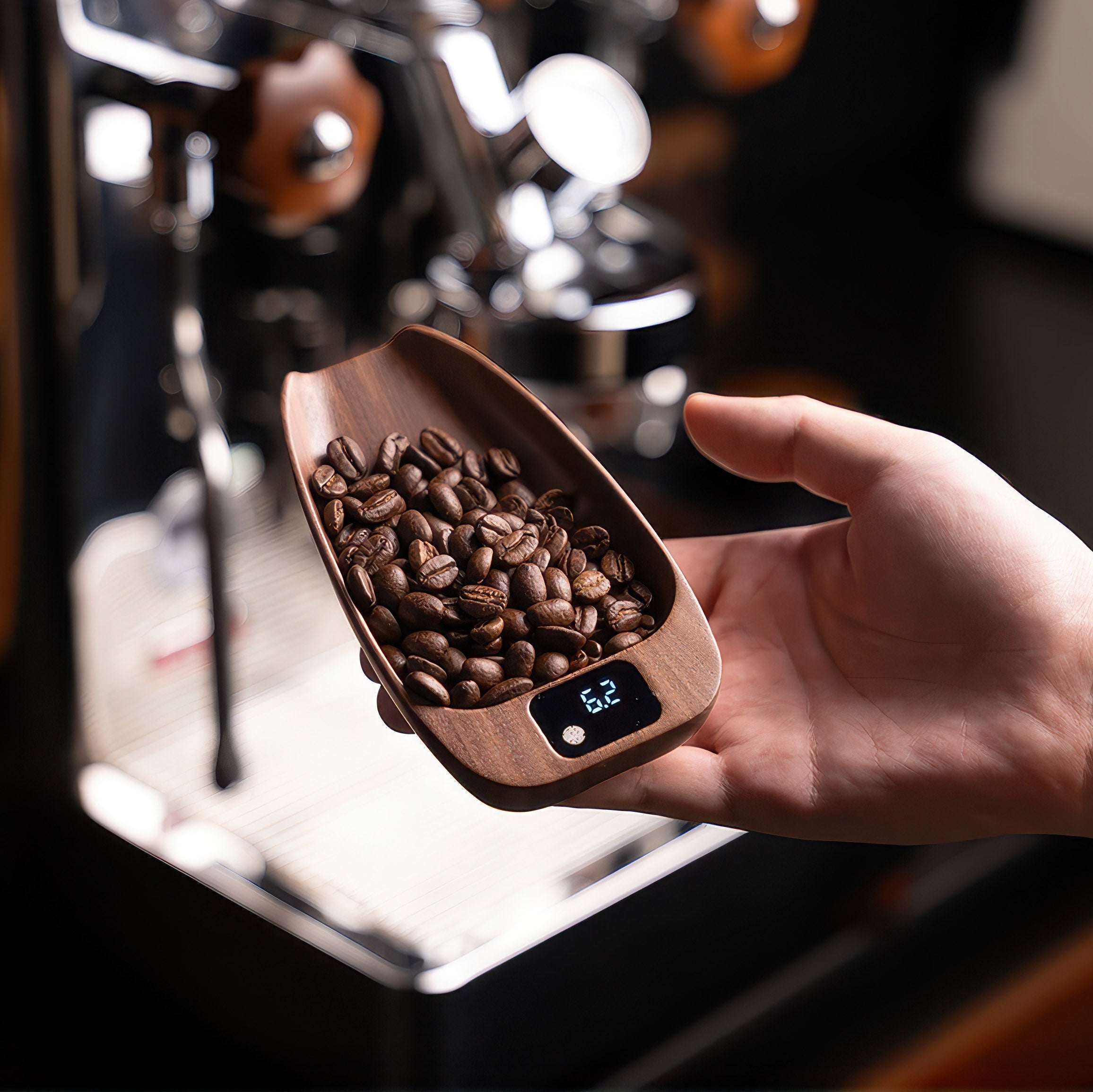 Walnut Wood Coffee Scale for Espresso - Shop Coffee Hobby