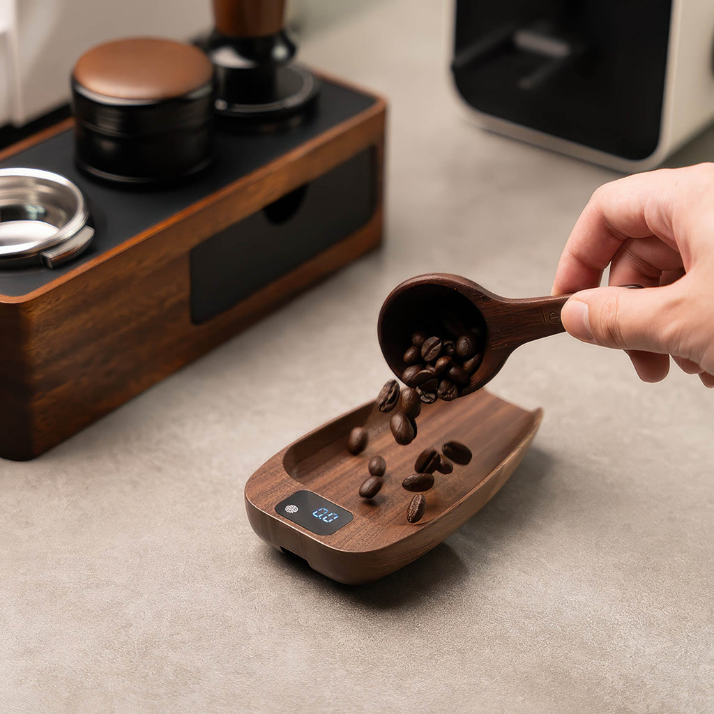 Walnut Wood Coffee Scale for Espresso - Shop Coffee Hobby