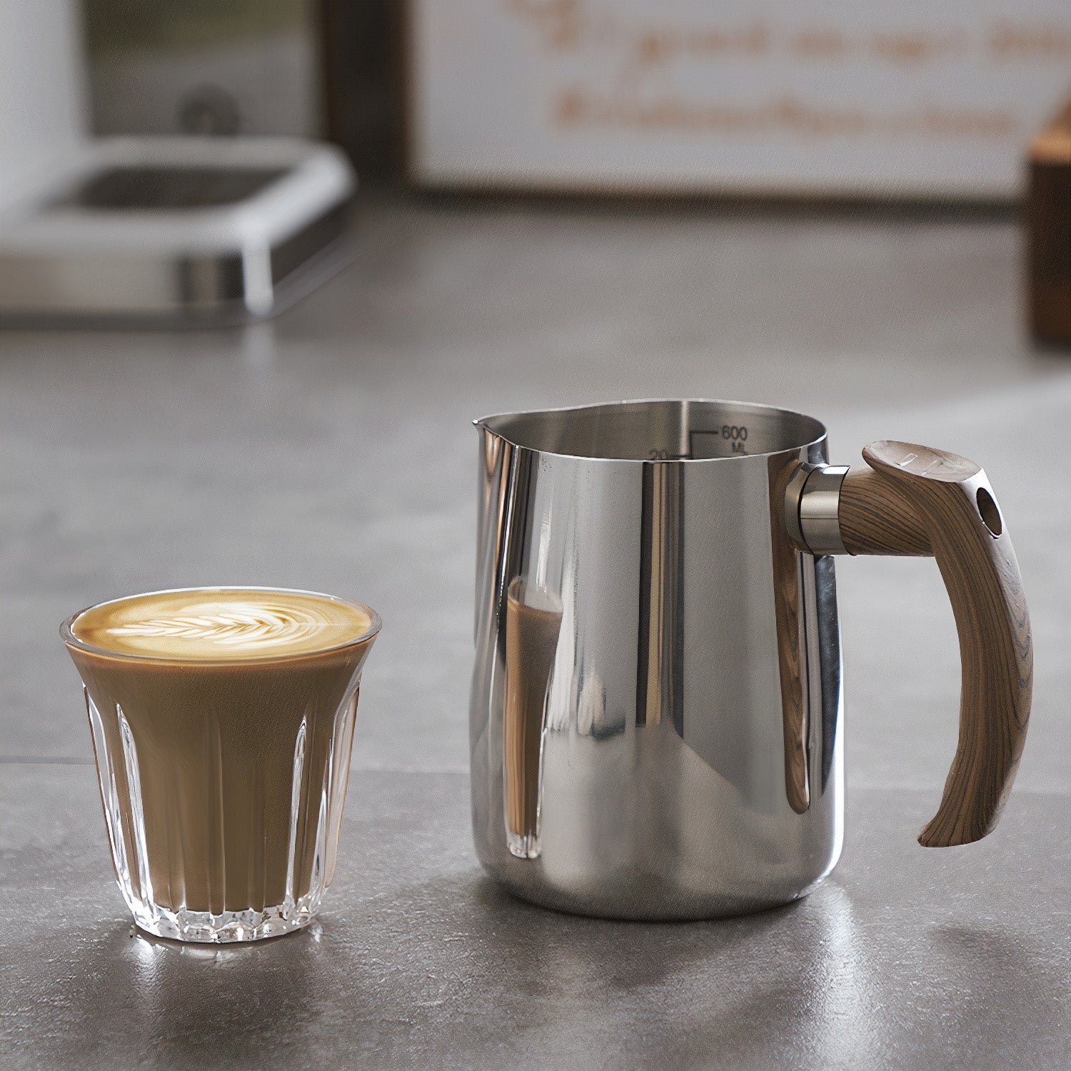 Thickened Milk Jugs For Latte, Cappuccino And Frothing Milk - Shop Coffee Hobby