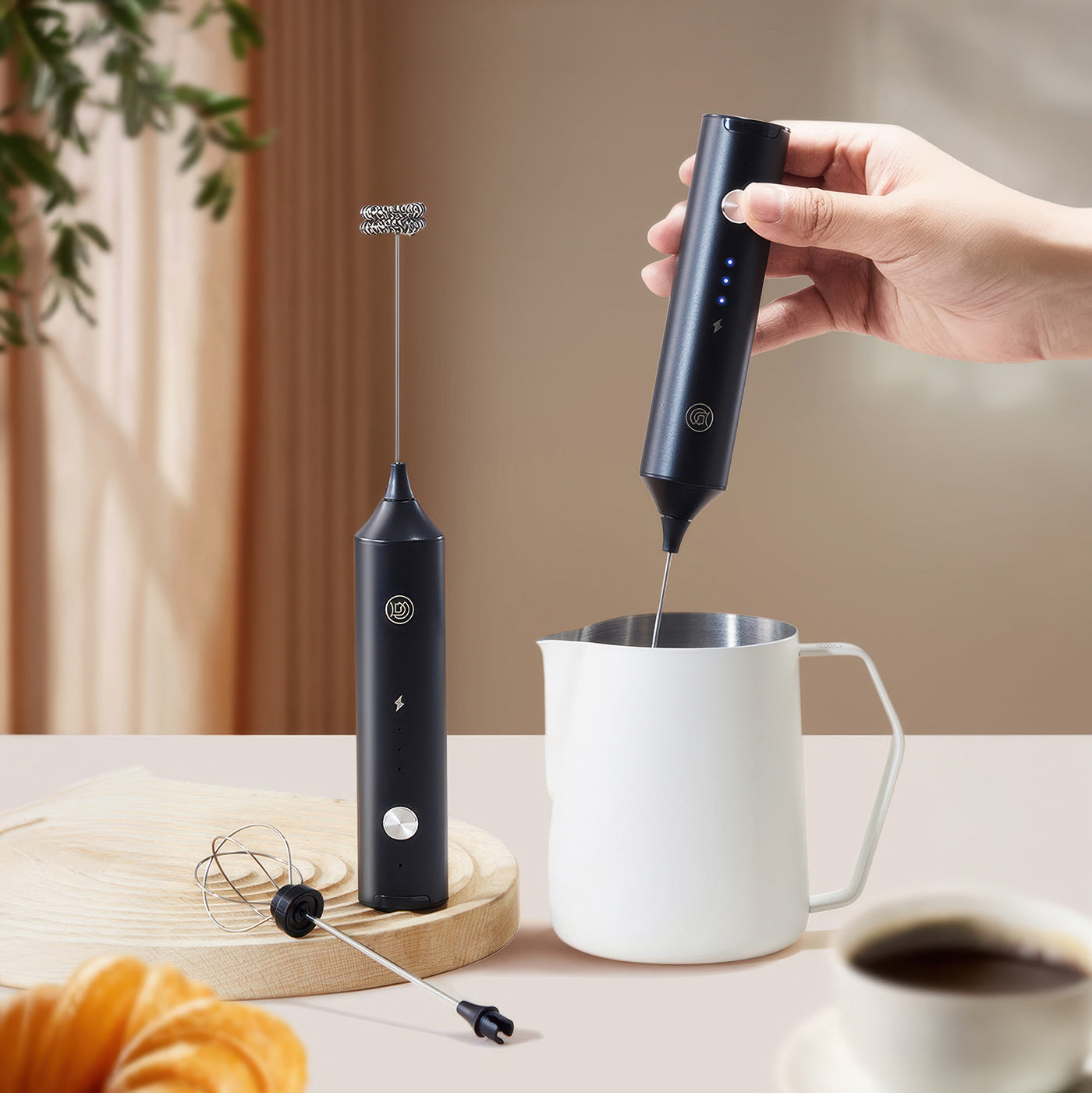 Rechargeable Milk Frother with Stepless Speed Control - Shop Coffee Hobby