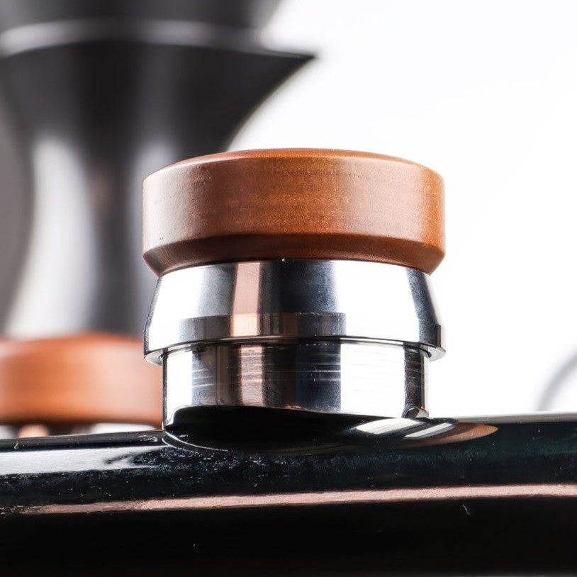 Espresso Distributor with Walnut Handle - Shop Coffee Hobby