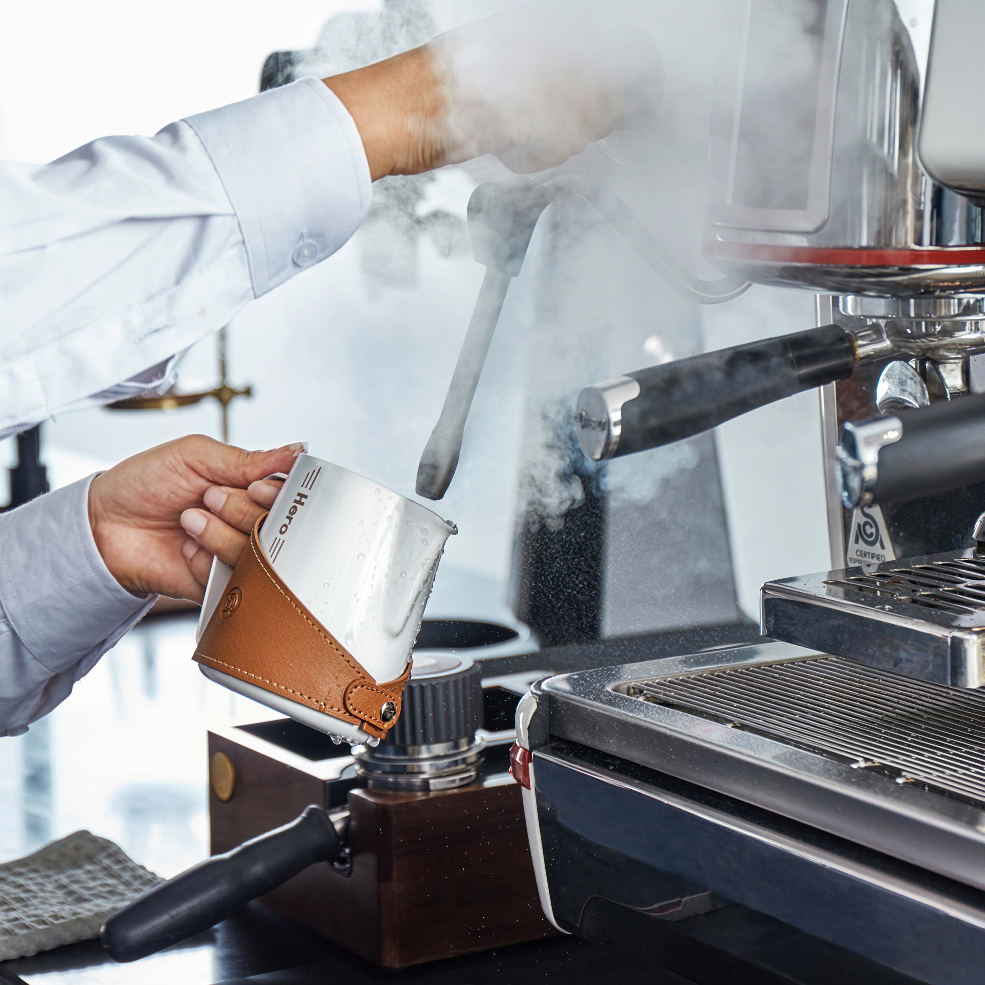 Advanced Milk Frothing Pitcher - Shop Coffee Hobby