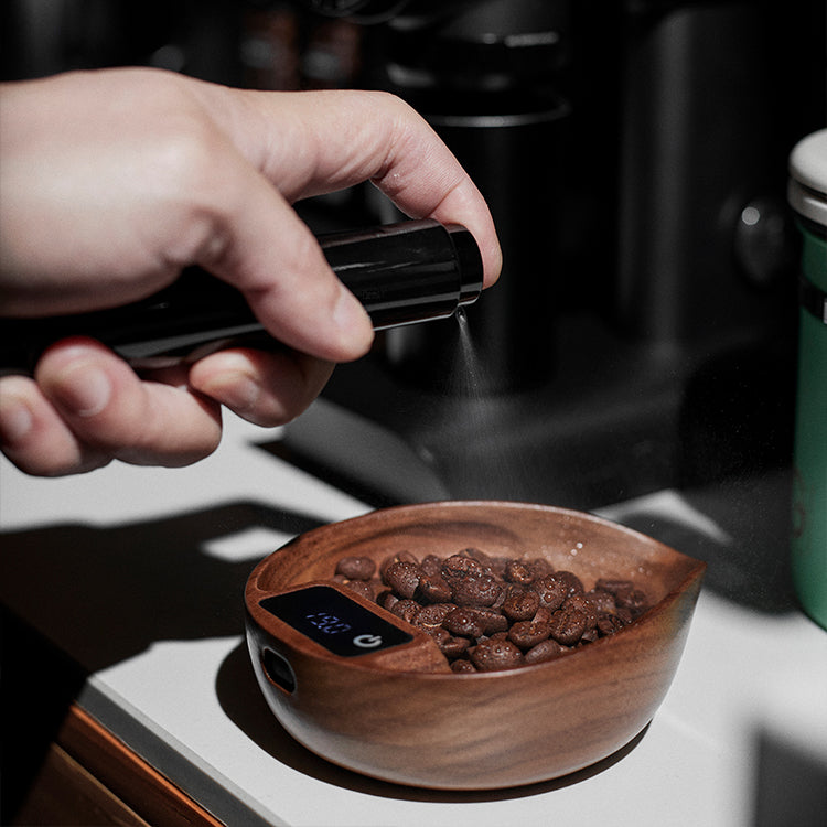 Electronic Walnut Coffee Scale With Leaf Shade - Shop Coffee Hobby