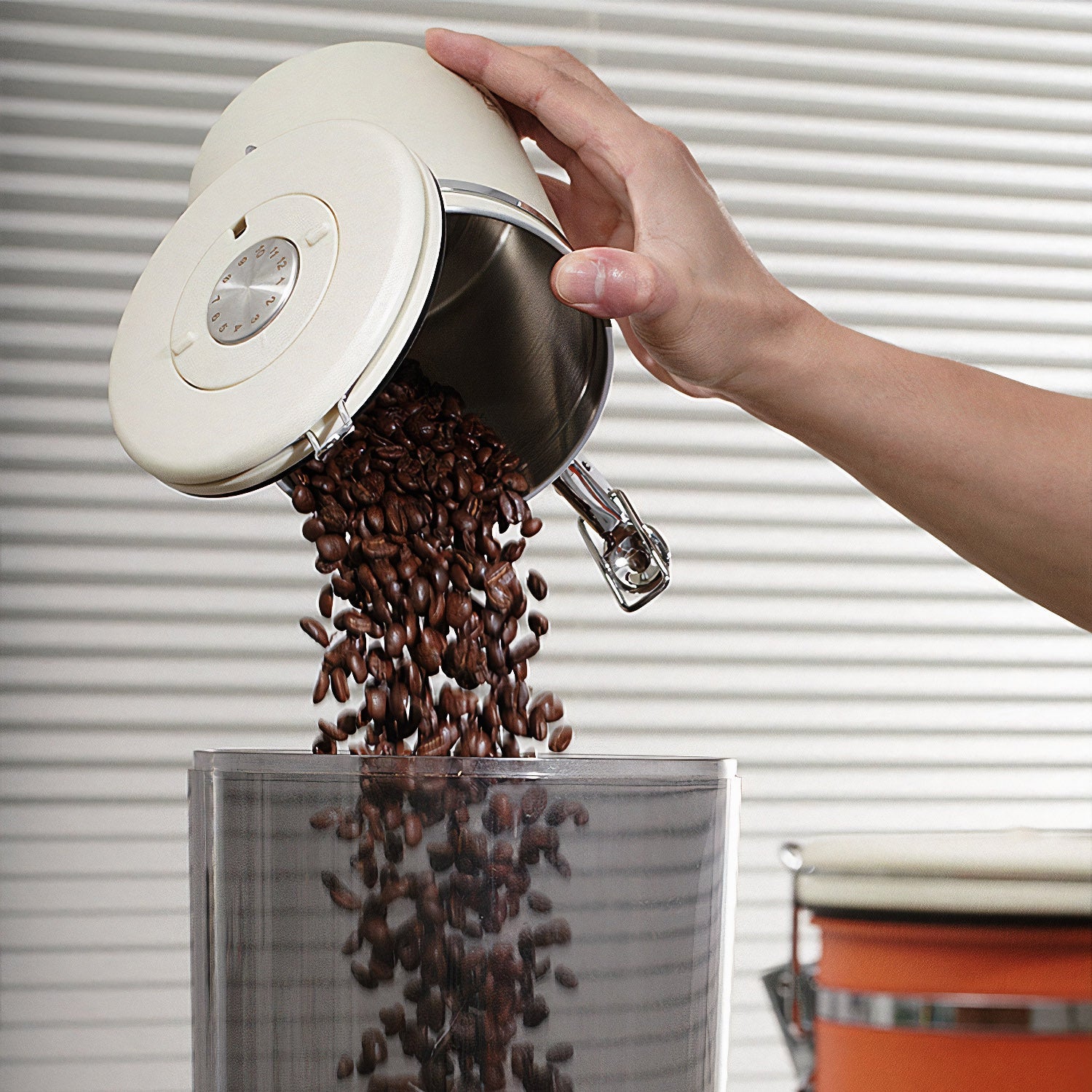 Airtight Coffee Bean Storage Canister - Shop Coffee Hobby