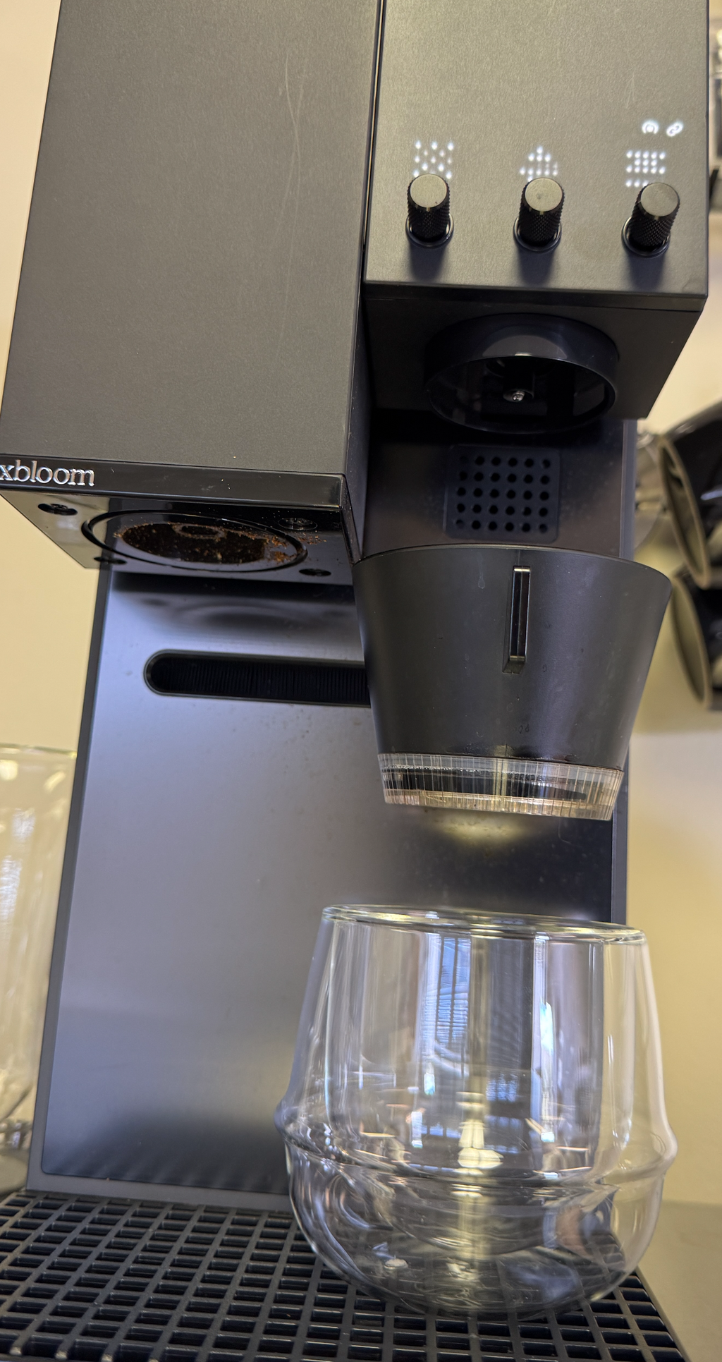 Hand-Blown Double-Wall Floating Coffee Glass – Short 250ml | Good Brothers Coffee
