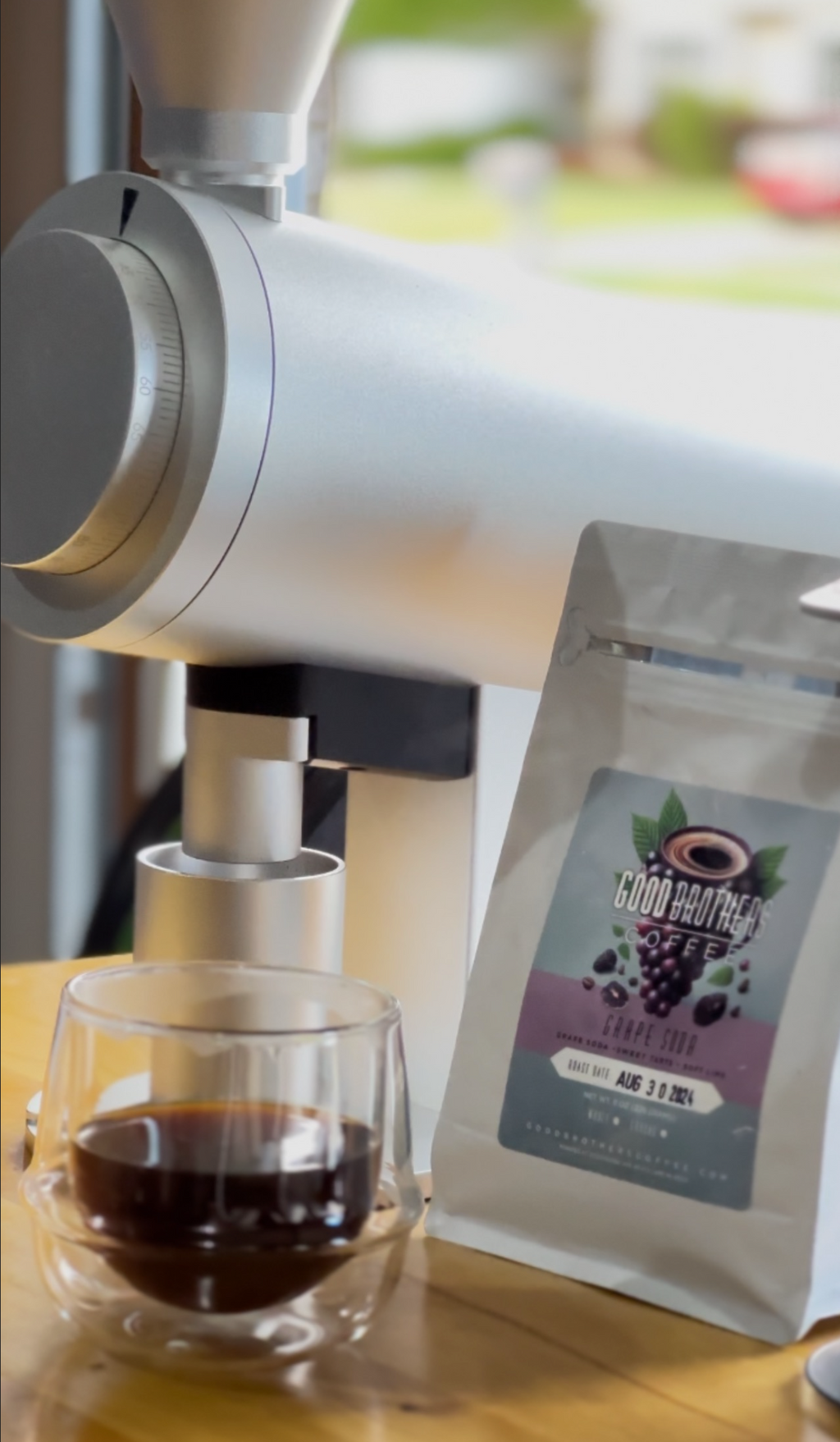 Hand-Blown Double-Wall Floating Coffee Glass – Short 250ml | Good Brothers Coffee