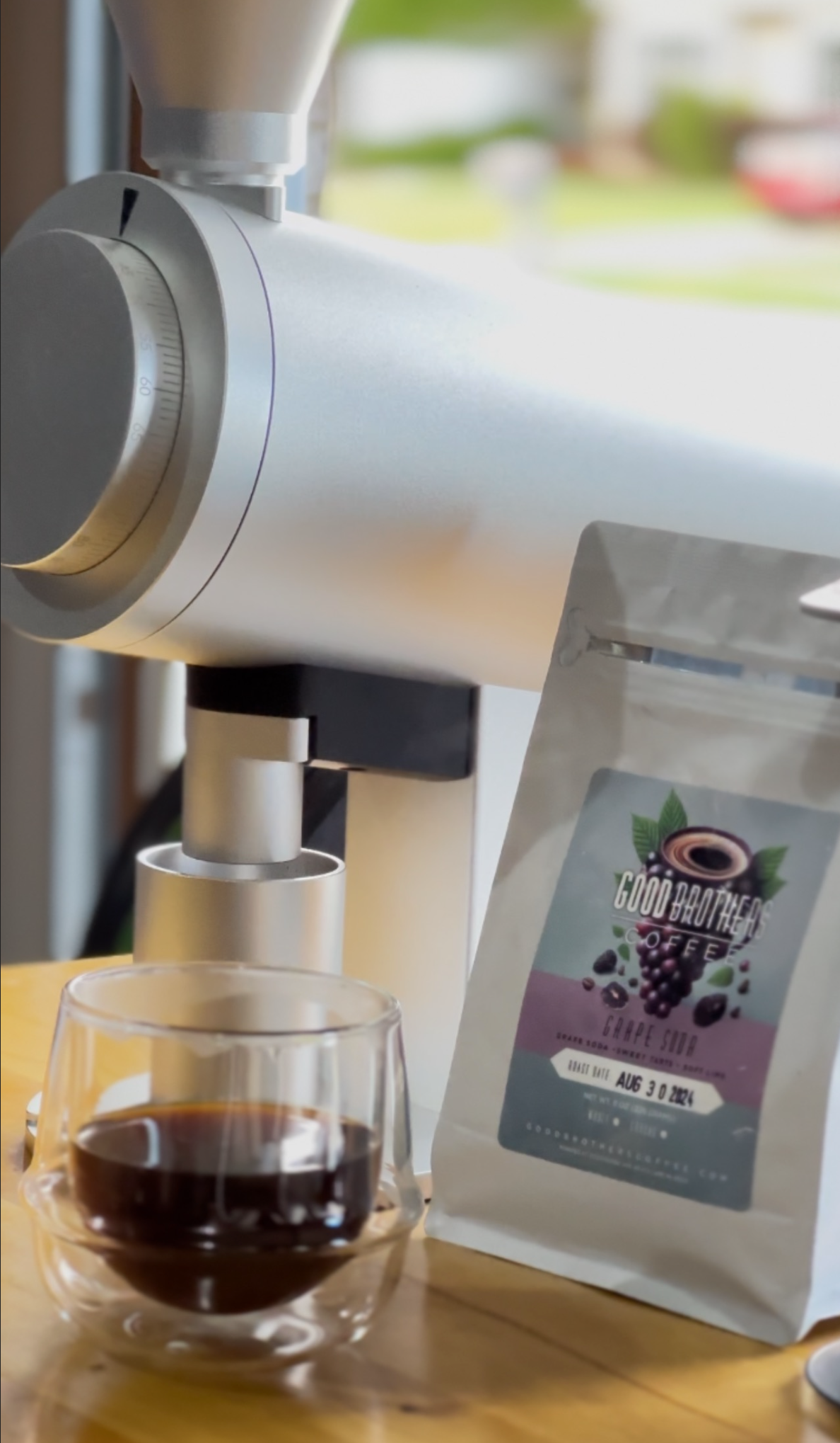 Hand-Blown Double-Wall Floating Coffee Glass – Short 250ml | Good Brothers Coffee