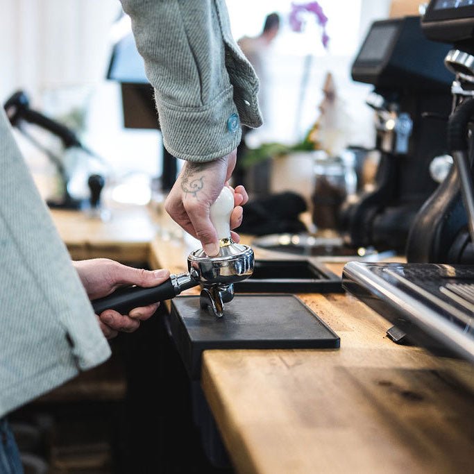 Barista Basics Tamping Mat with Corner Edge - Shop Coffee Hobby