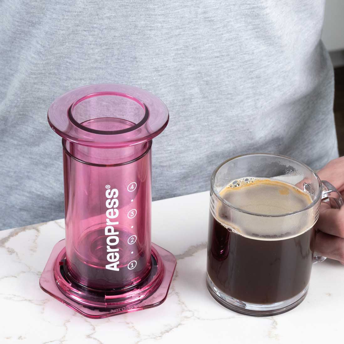 AeroPress Clear Coffee Maker in Pink – 10 oz Manual Brewer