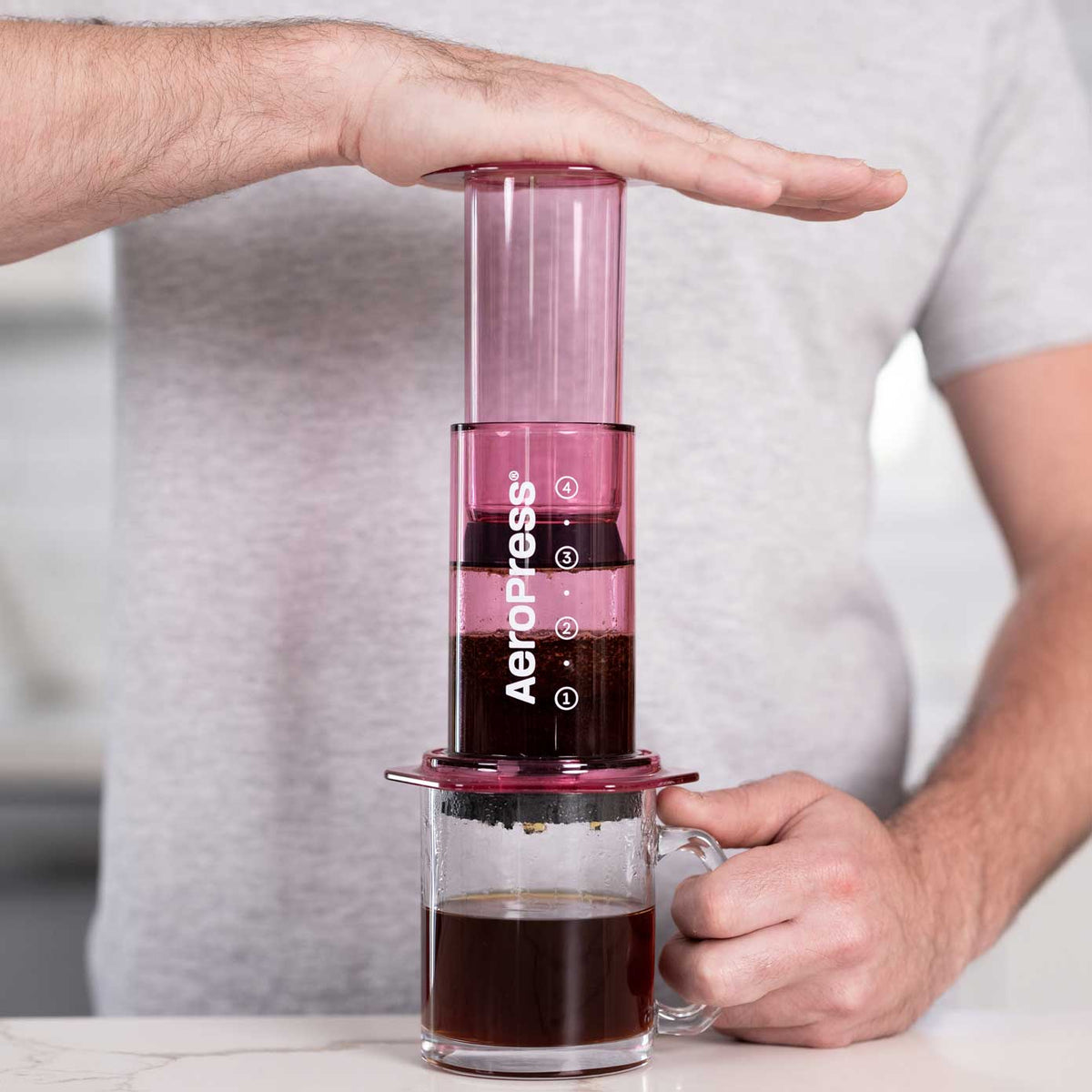 AeroPress Clear Coffee Maker in Pink – 10 oz Manual Brewer