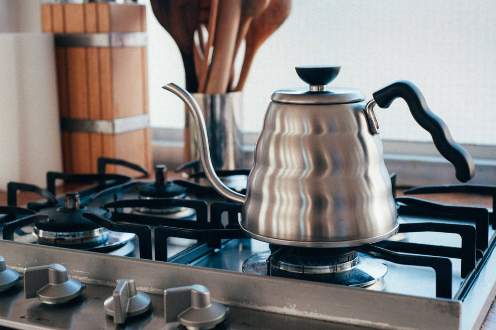 Hario - V60 "Buono" Drip Kettle 1 Liter - Silver