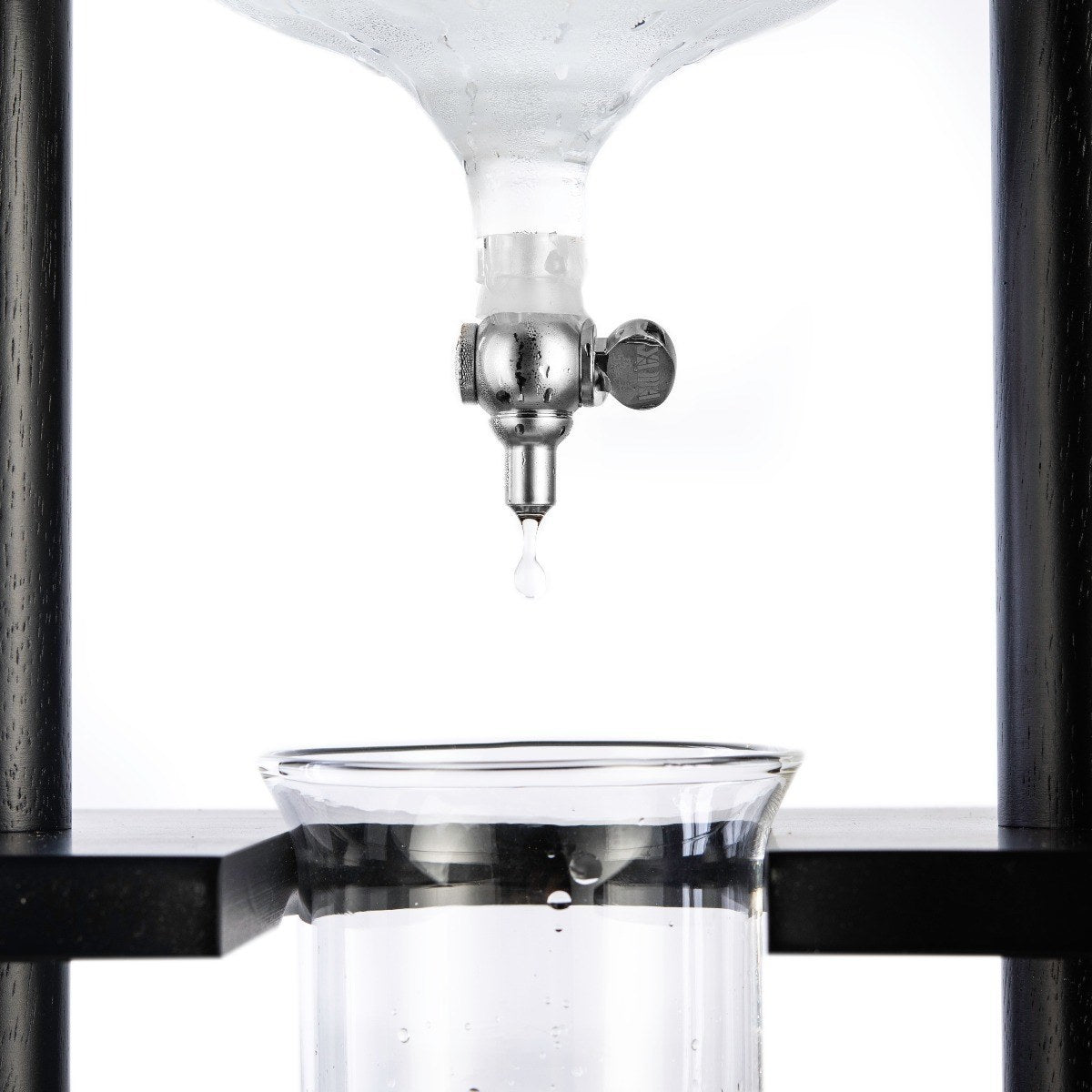 6–8 Cup (32 oz) Black Straight Frame Yama Glass Cold Brew Tower