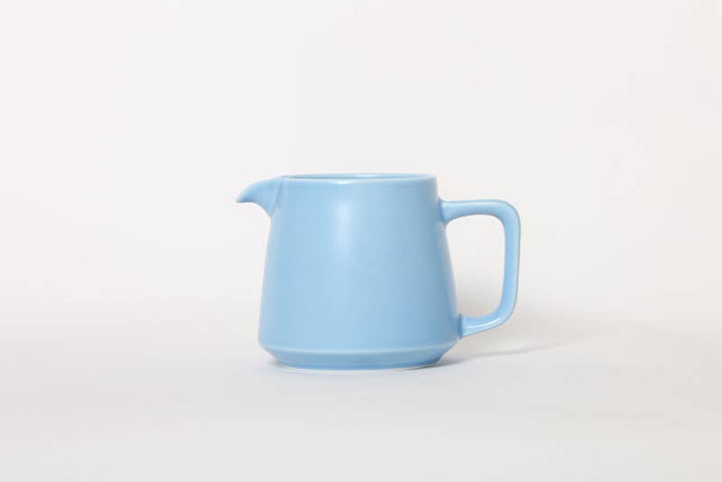 400 ml Matte Porcelain Pour-Over Coffee Server by Space Camp