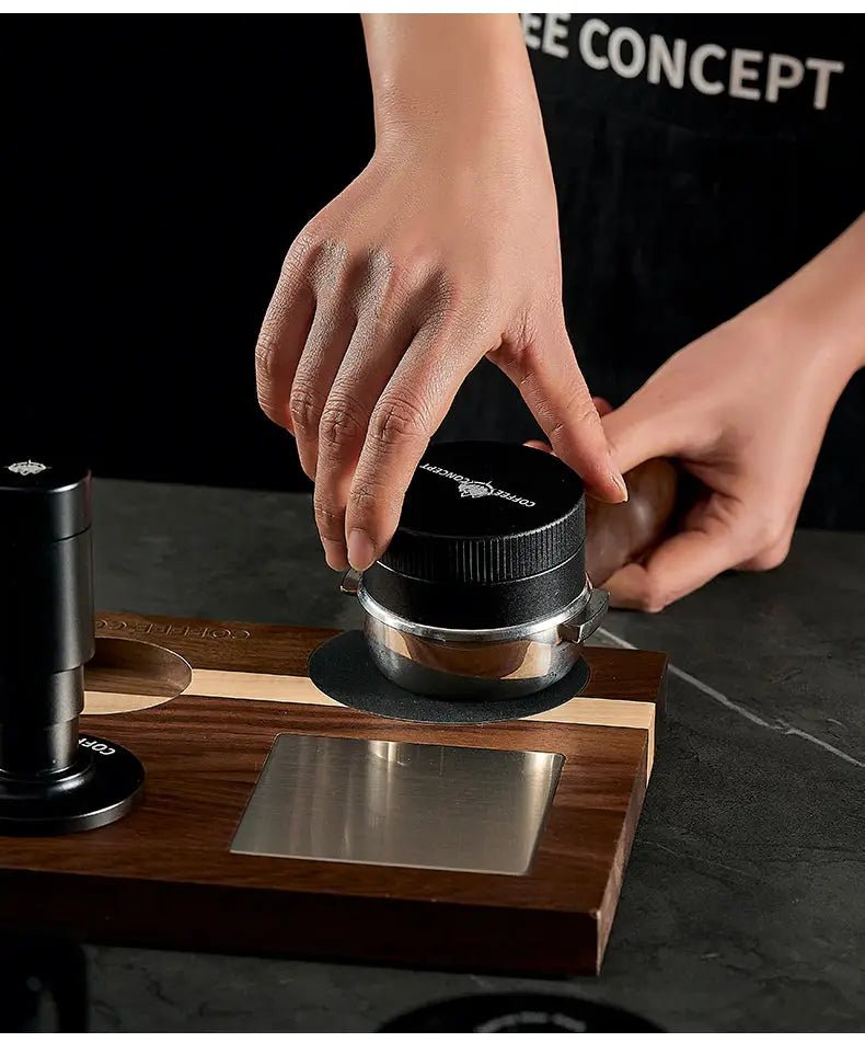 Gravity Espresso Distributor – Vertical Striped Stainless Steel Self‑Leveling Tool (51mm / 53–54mm / 58mm) - Shop Coffee Hobby