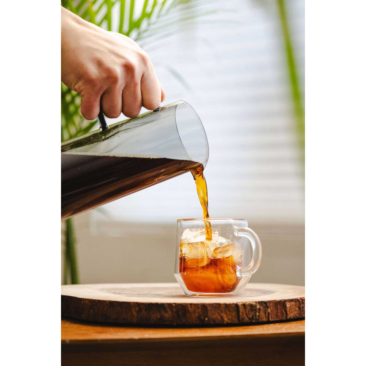 800 ml glass iced & cold brew pitcher in gray