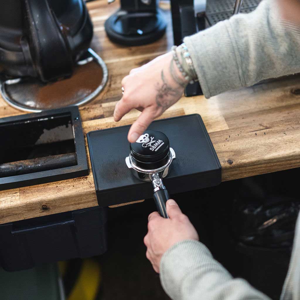 58mm Espresso Distribution Tool & Leveler, Adjustable Depth, Black