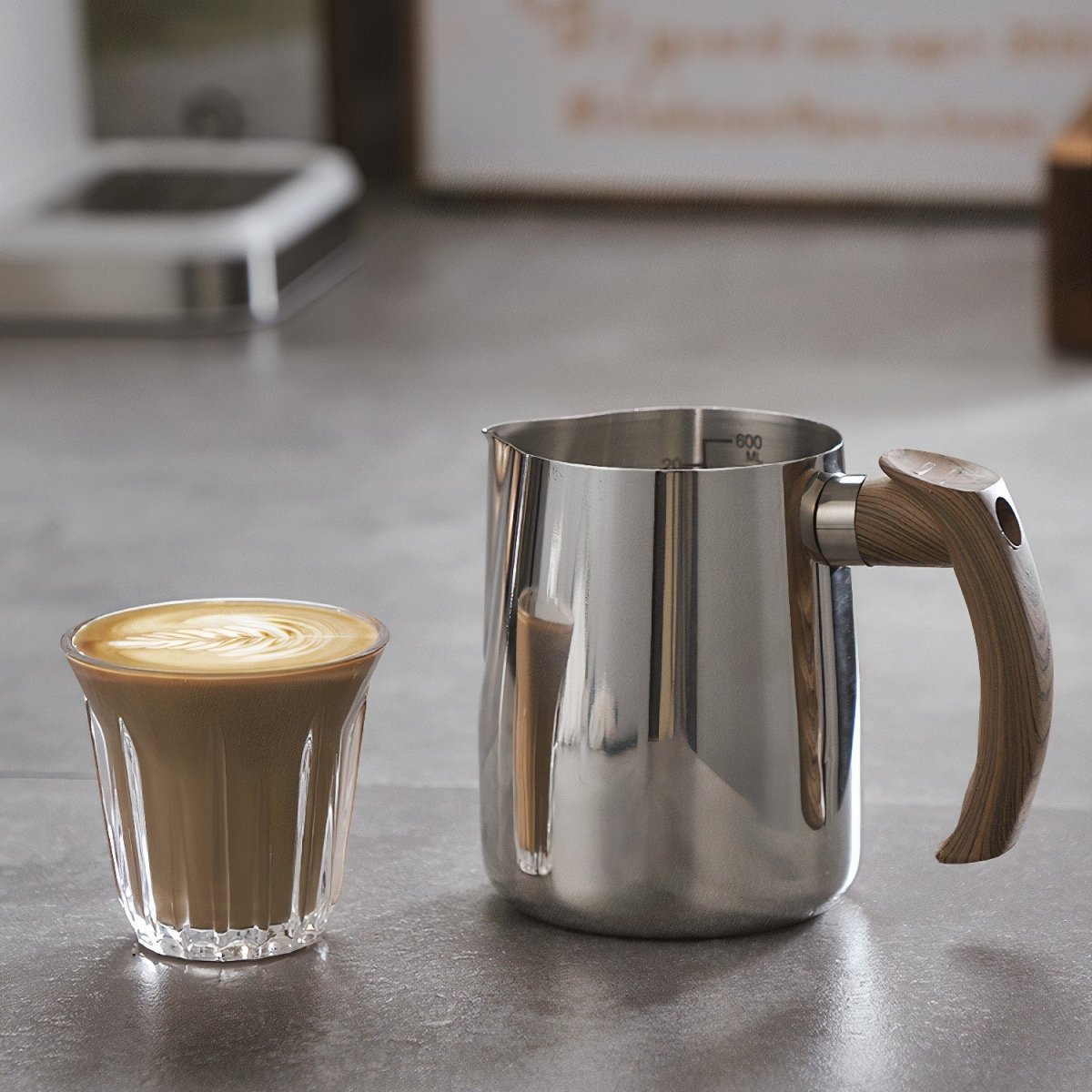 Thickened Milk Jugs For Latte, Cappuccino And Frothing Milk - Shop Coffee Hobby