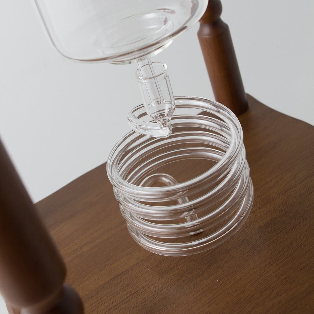 Yama Glass Cold Brew Tower – Curved Brown Wood Frame – 25 Cup / 100 oz